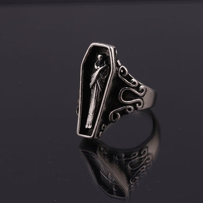 Vampire's Coffin - The Nevermore Gothic Ring – Unique Gothic Rings by Nevermore Lifestyle & Tech | Diameter1.9cm