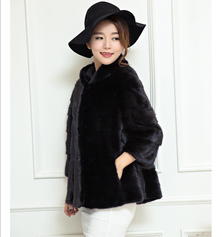 Vivian Chase – Short Faux Fur Jacket by The Nevermore – Unique Fur Coats for Women by Nevermore Lifestyle & Tech | L Black