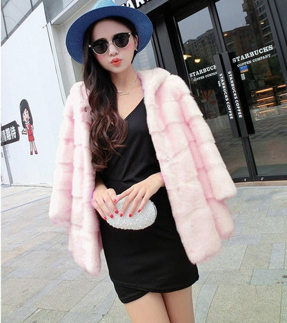 Vivian Chase – Short Faux Fur Jacket by The Nevermore – Unique Fur Coats for Women by Nevermore Lifestyle & Tech | L Black