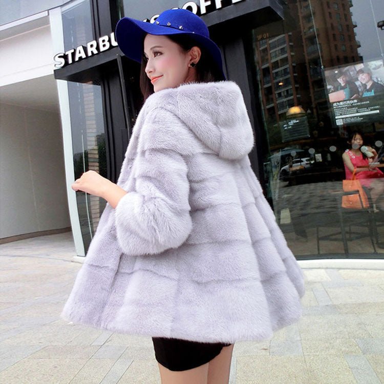 Vivian Chase – Short Faux Fur Jacket by The Nevermore – Unique Fur Coats for Women by Nevermore Lifestyle & Tech | L White